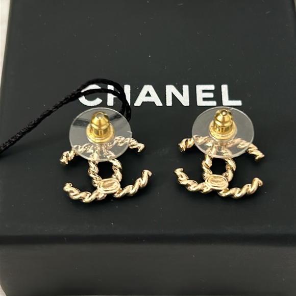 Chanel CC Stud Earrings - Picture 9 of 12